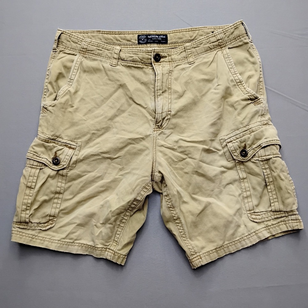 American Eagle Outfitters Men 38 Classic Cargo Shorts Tan Cotton